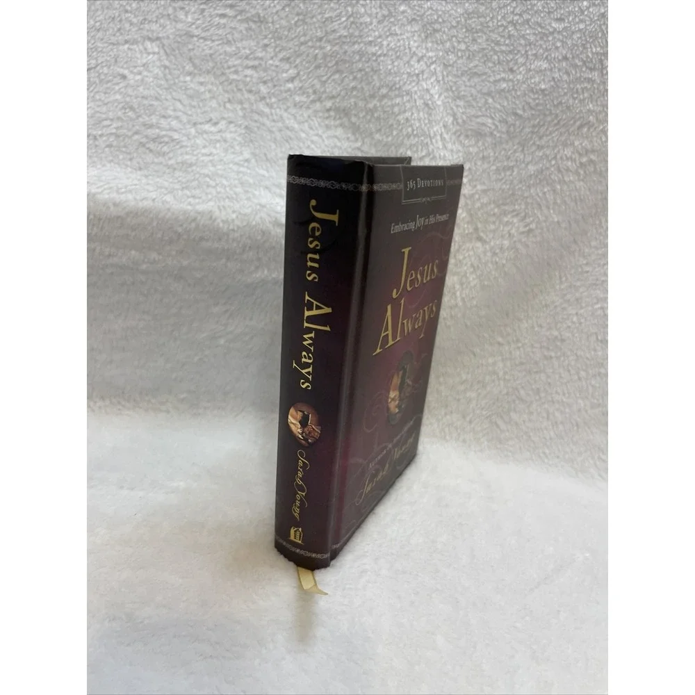 Jesus Always Embracing Joy In His Presence 365‎ Devotions Sarah Young Hardcover